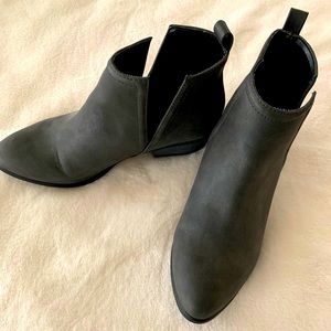 Smoke Gray Express Booties